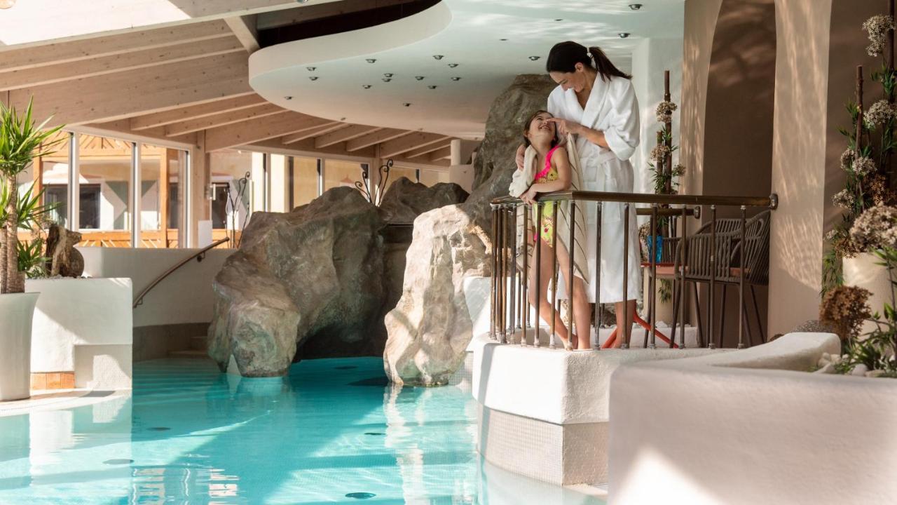 Hotel Post - Olangcard Included Екстериор снимка