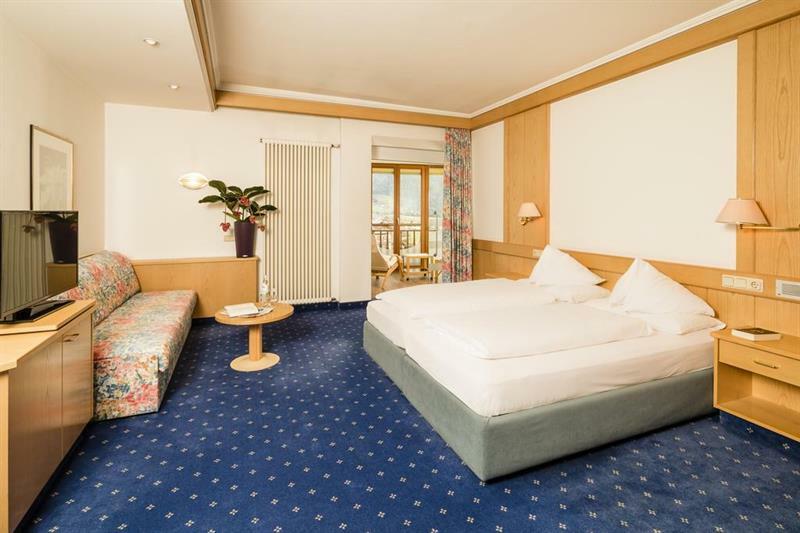 Hotel Post - Olangcard Included Екстериор снимка